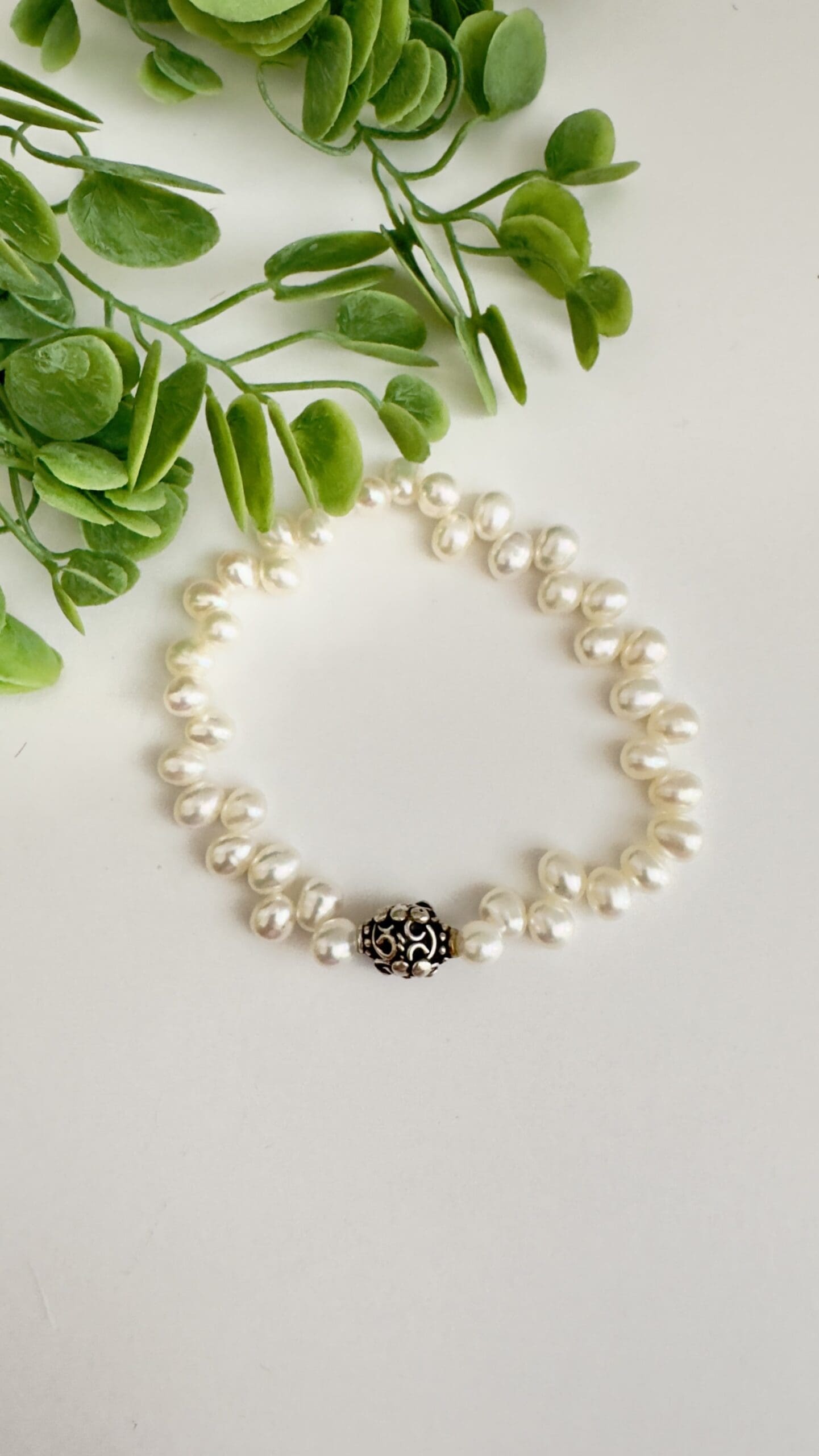 Fresh water pearl w/sterling silver bead